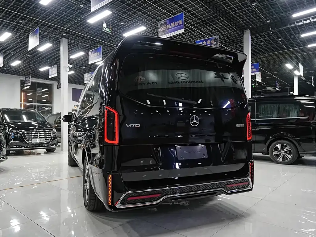 Mercedes-Benz Vito — фото 10