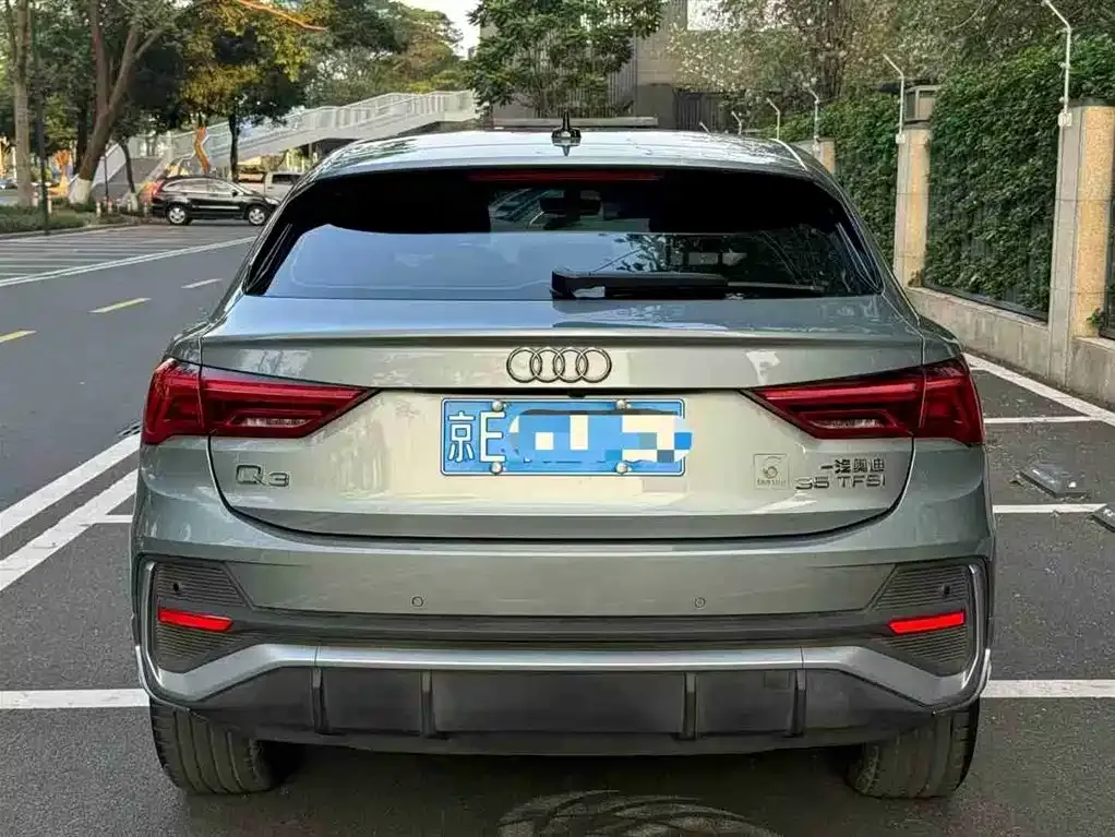 Audi Q3 Sportback — фото 6