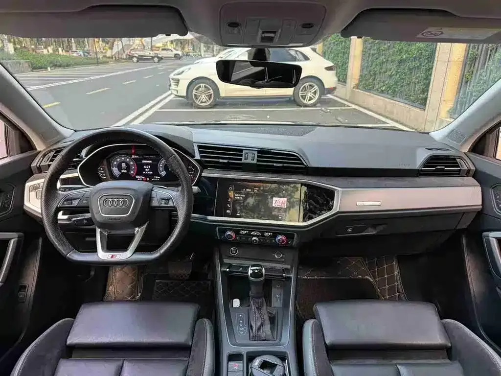 Audi Q3 Sportback — фото 3