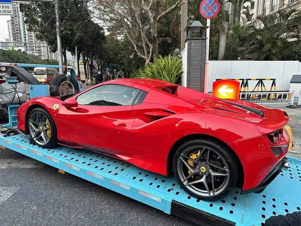 Ferrari F8 — фото 9