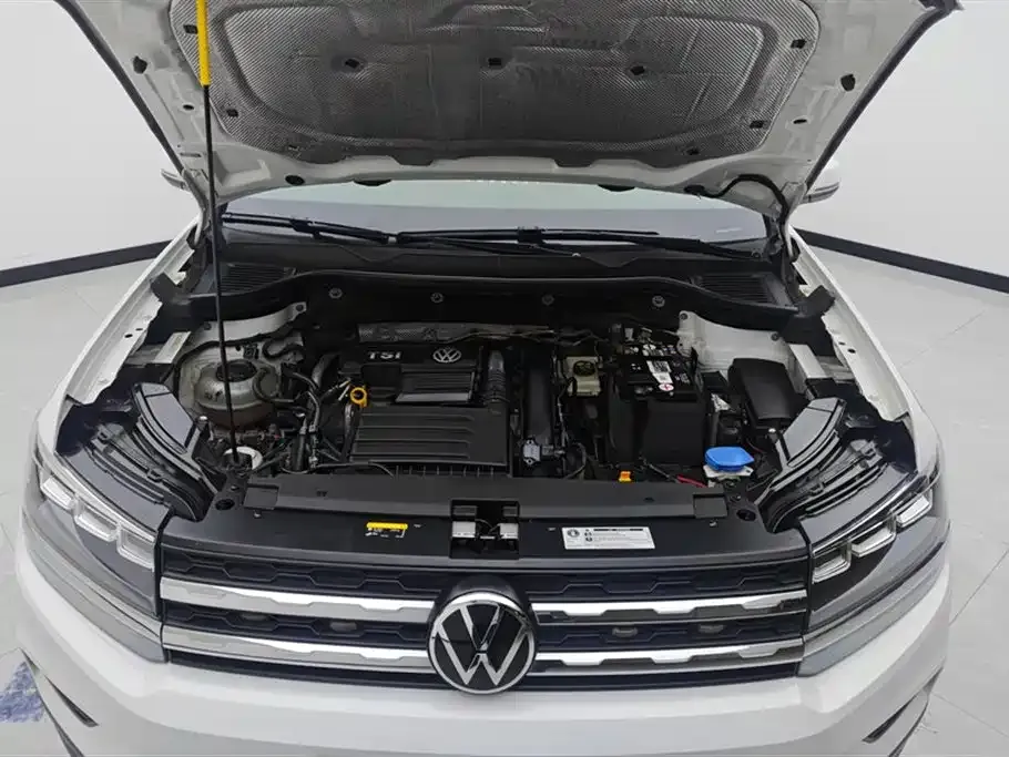 Volkswagen Tharu — фото 10