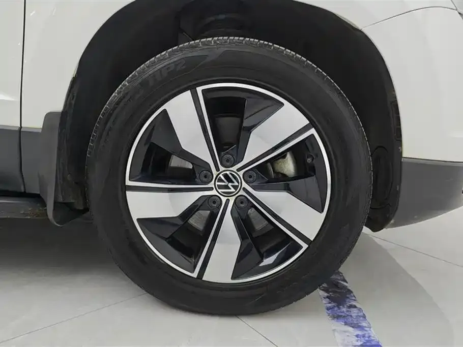Volkswagen Tharu — фото 4