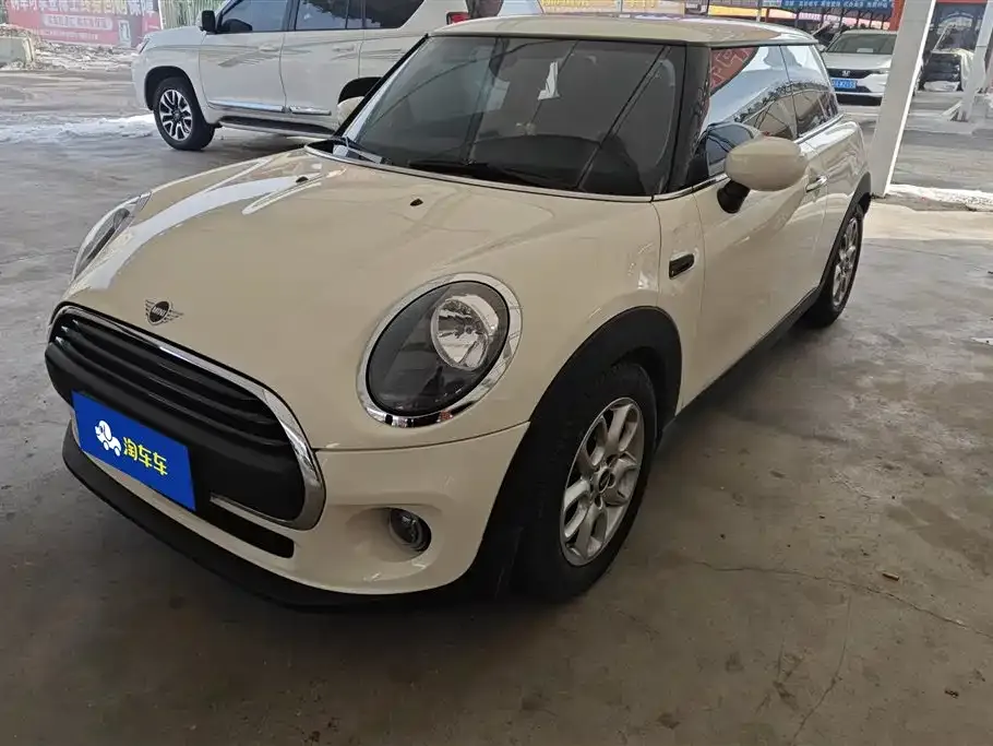 MINI Cooper (3-door) — фото 1