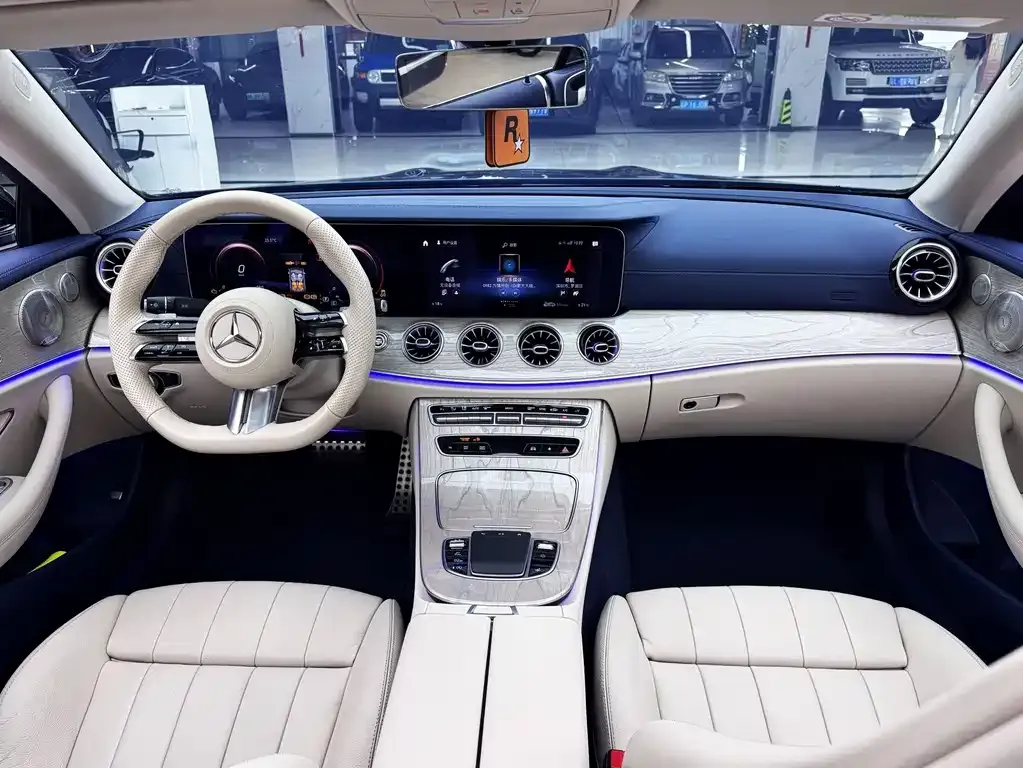 Mercedes-Benz E-Class (Import) — фото 9