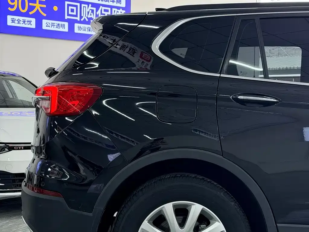 Buick Envision Plus — фото 2