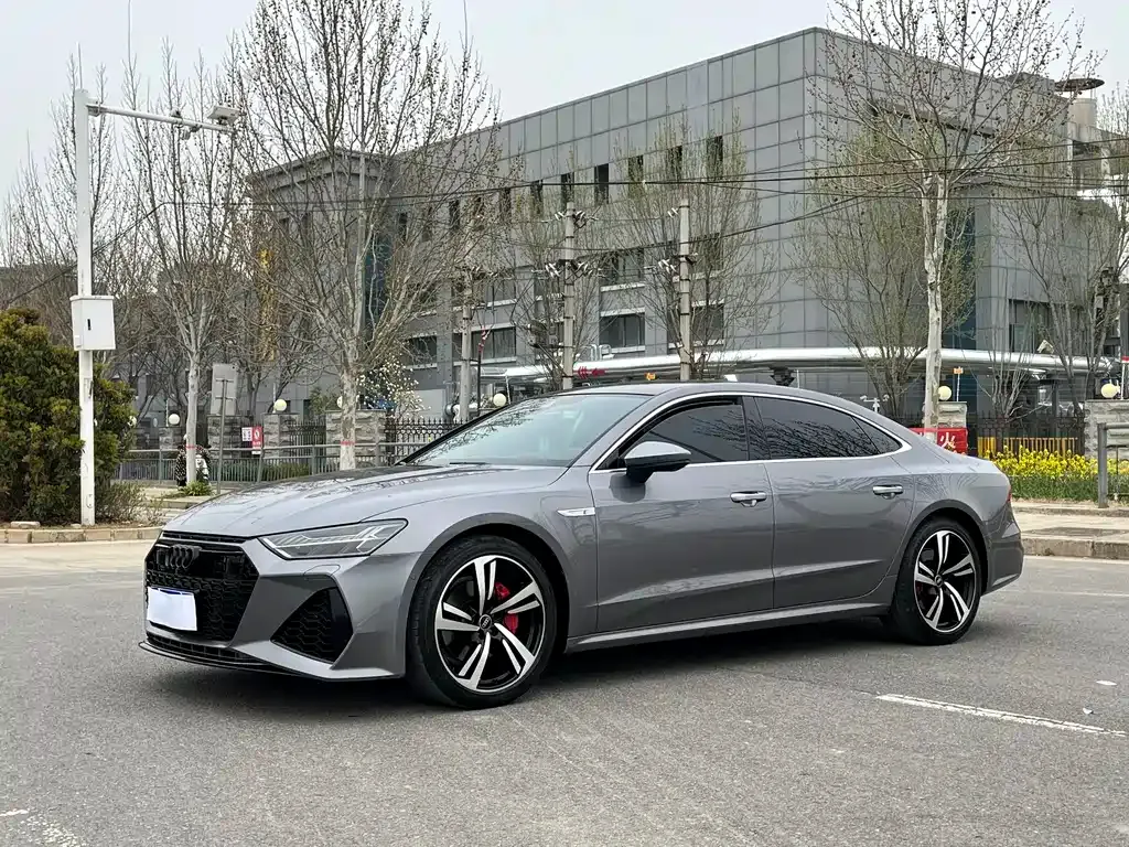 Audi A7L — фото 7