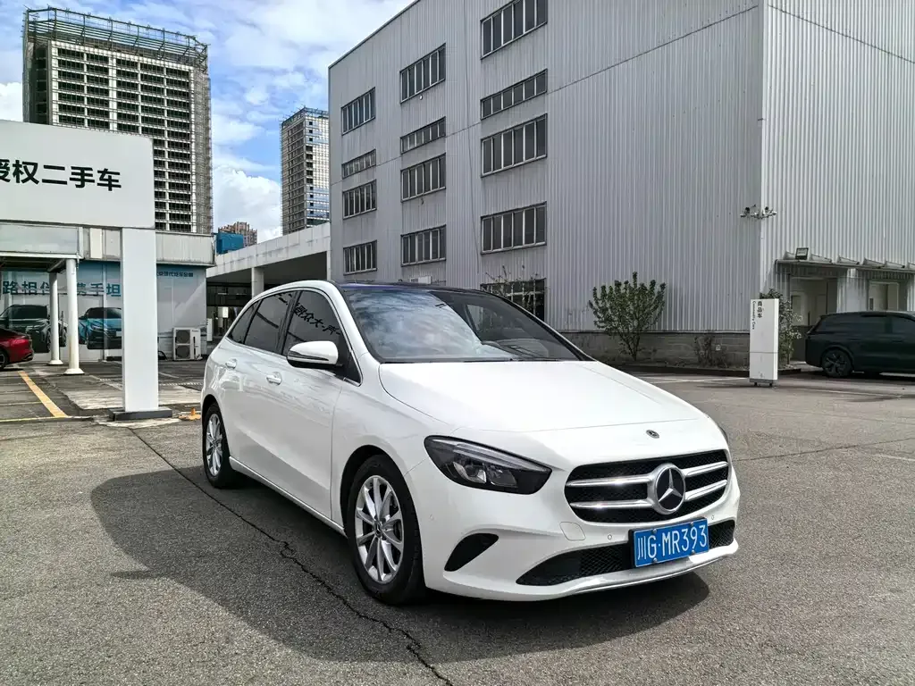 Mercedes-Benz B-Class — фото 10
