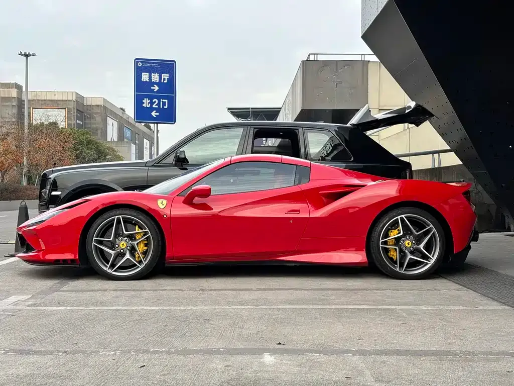 Ferrari F8 — фото 3