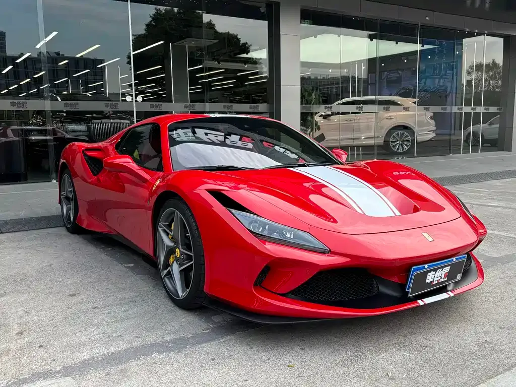 Ferrari F8 — фото 9