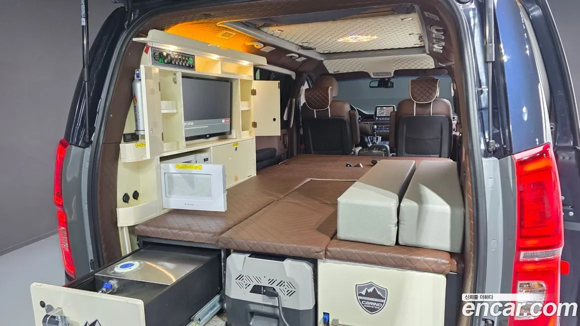 Hyundai Starex — фото 10