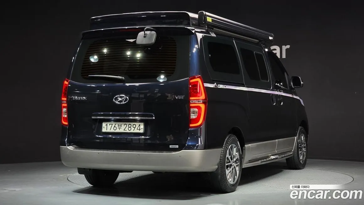 Hyundai Starex — фото 4