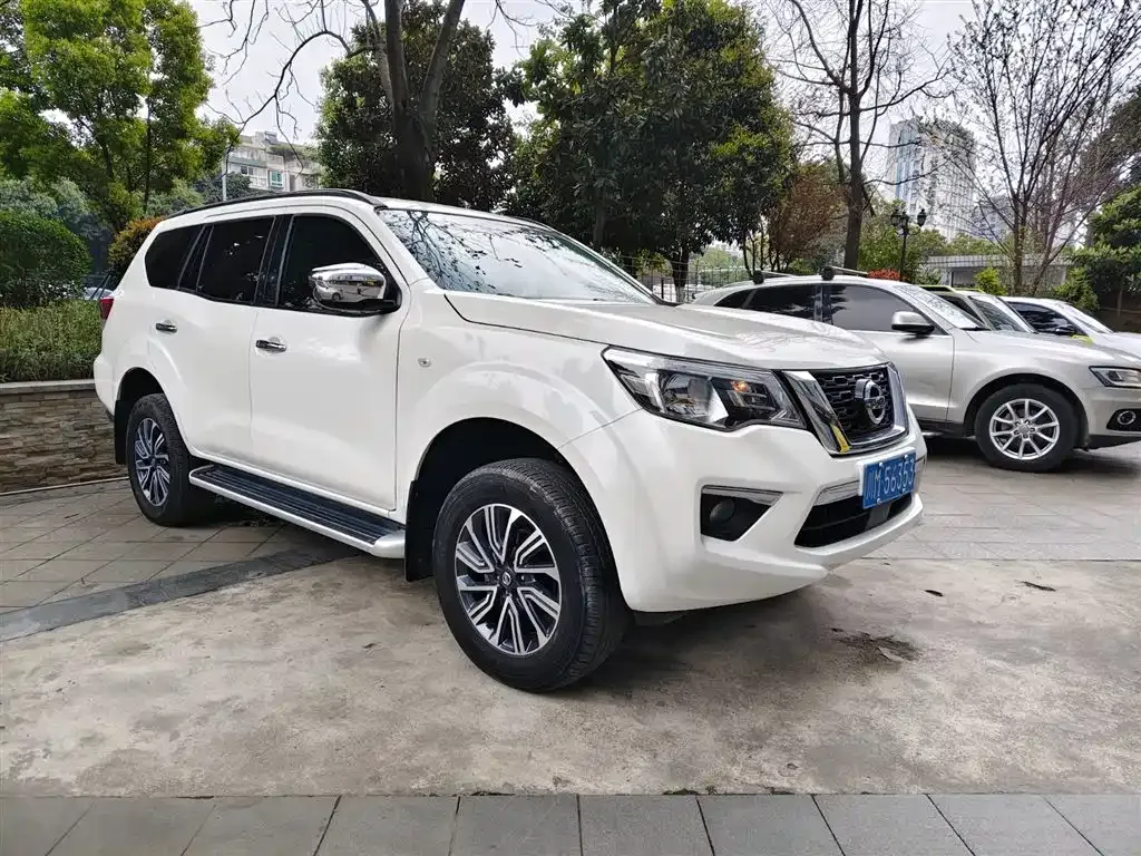 Nissan Terra — фото 6