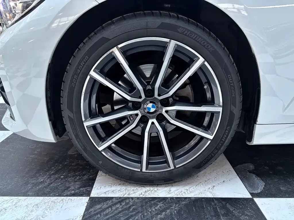 BMW 3 Series — фото 10