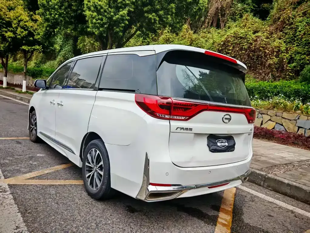 GAC Motor Trumpchi M8 — фото 10