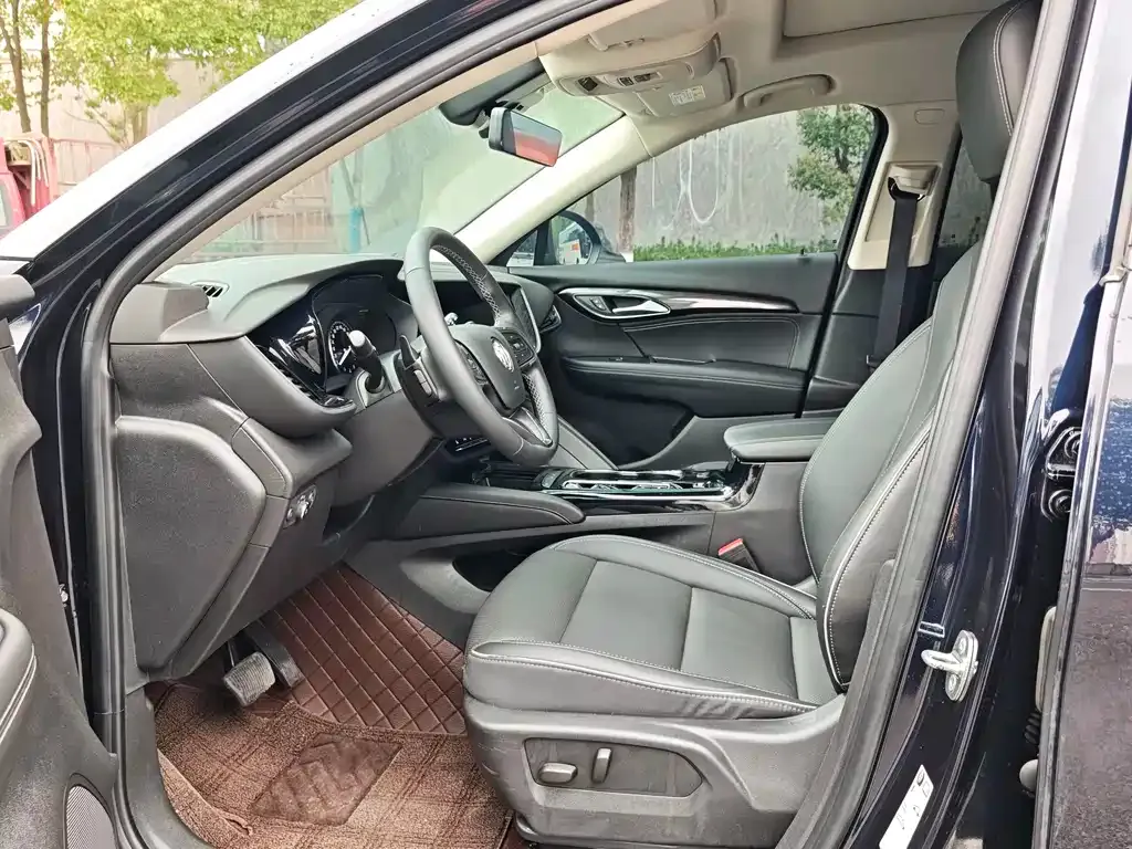 Buick Envision Plus — фото 6
