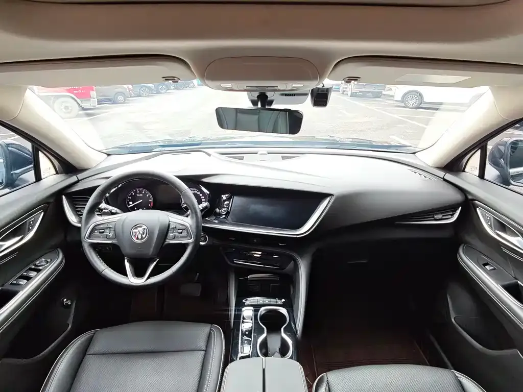 Buick Envision Plus — фото 8