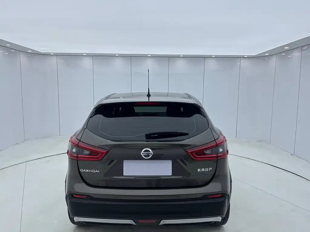 Nissan Qashqai — фото 4