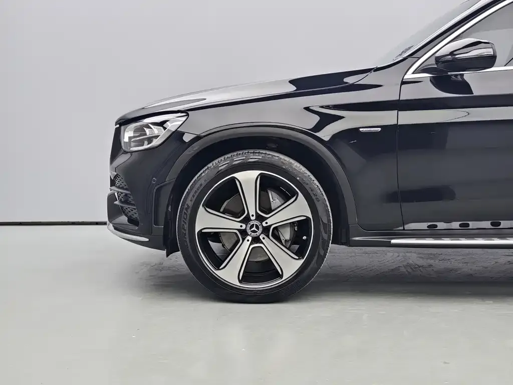 Mercedes-Benz GLC — фото 6