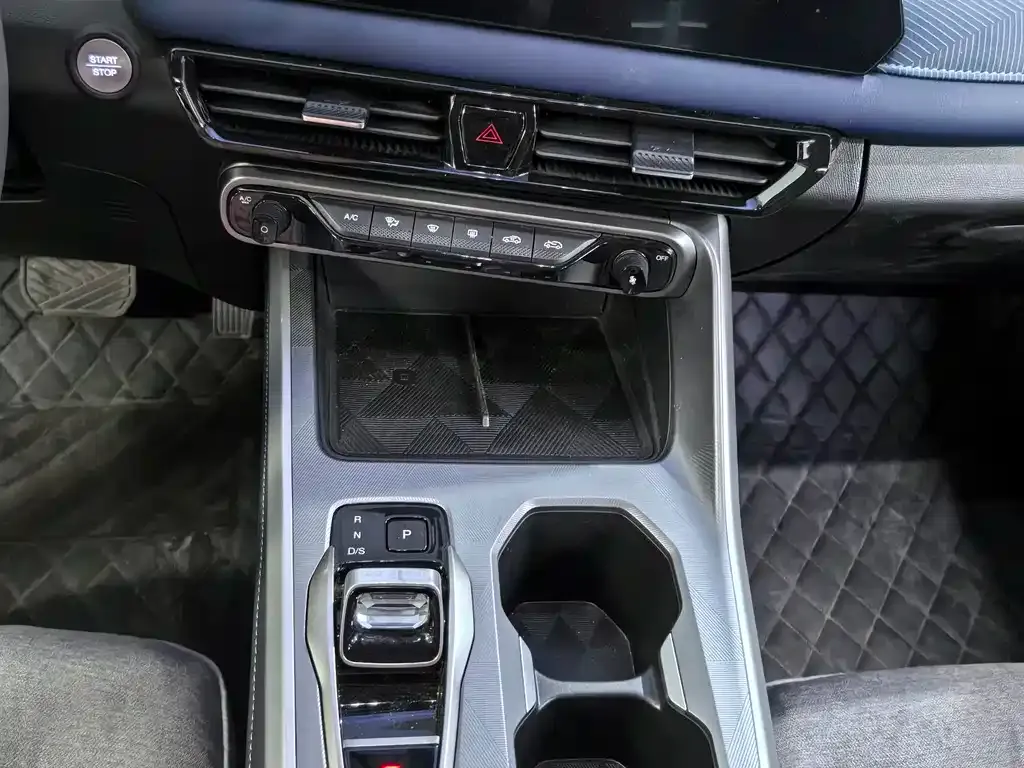 GAC Motor Trumpchi GS3 — фото 8