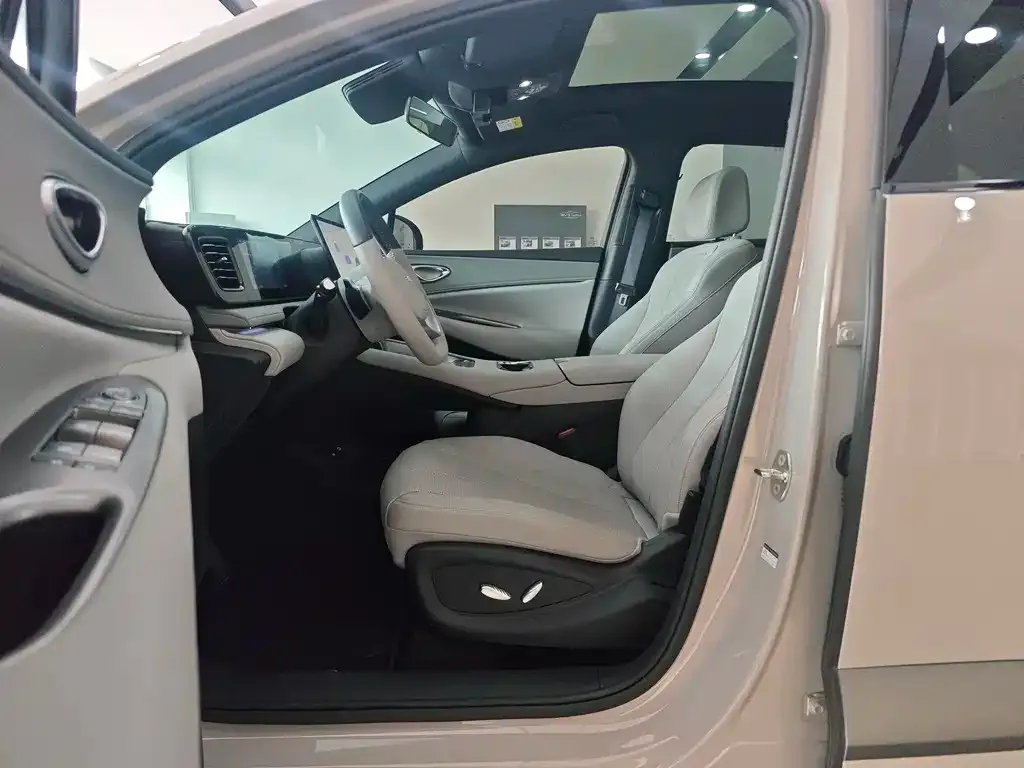 BYD Hiace 06 — фото 10