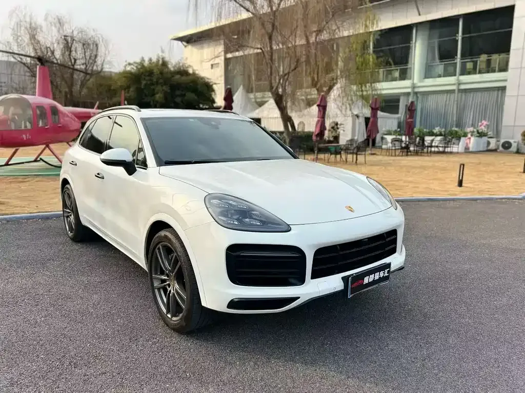 Porsche Cayenne — фото 3