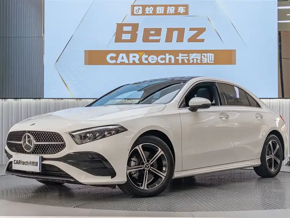 Mercedes-Benz A-Class — фото 1