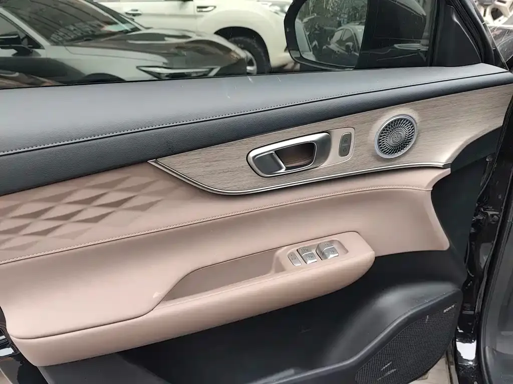 Chery Tiggo 8 PLUS — фото 6
