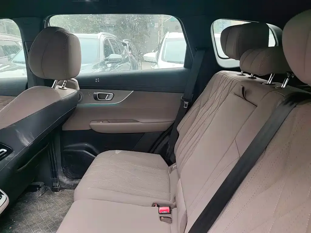 Chery Tiggo 8 PLUS — фото 9