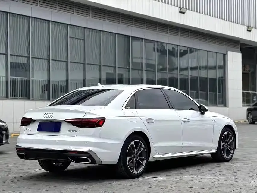 Audi A4L — фото 3