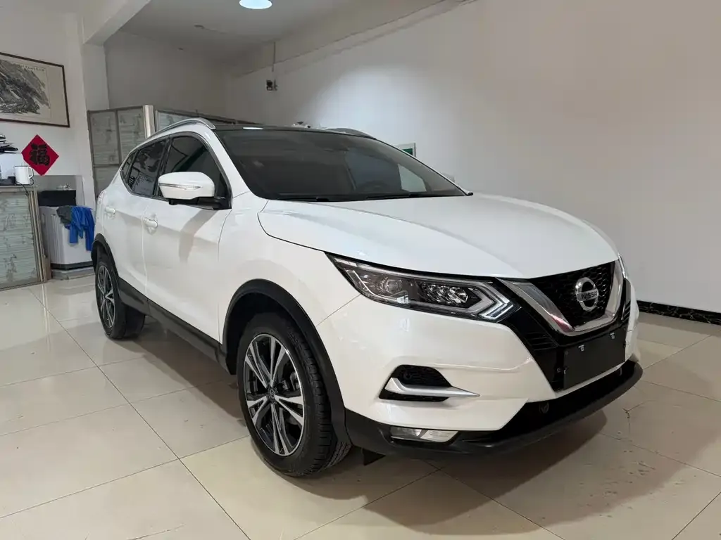 Nissan Qashqai — фото 3