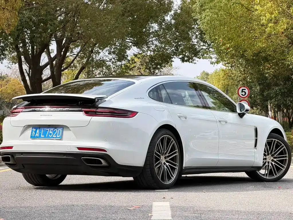 Porsche Panamera — фото 7