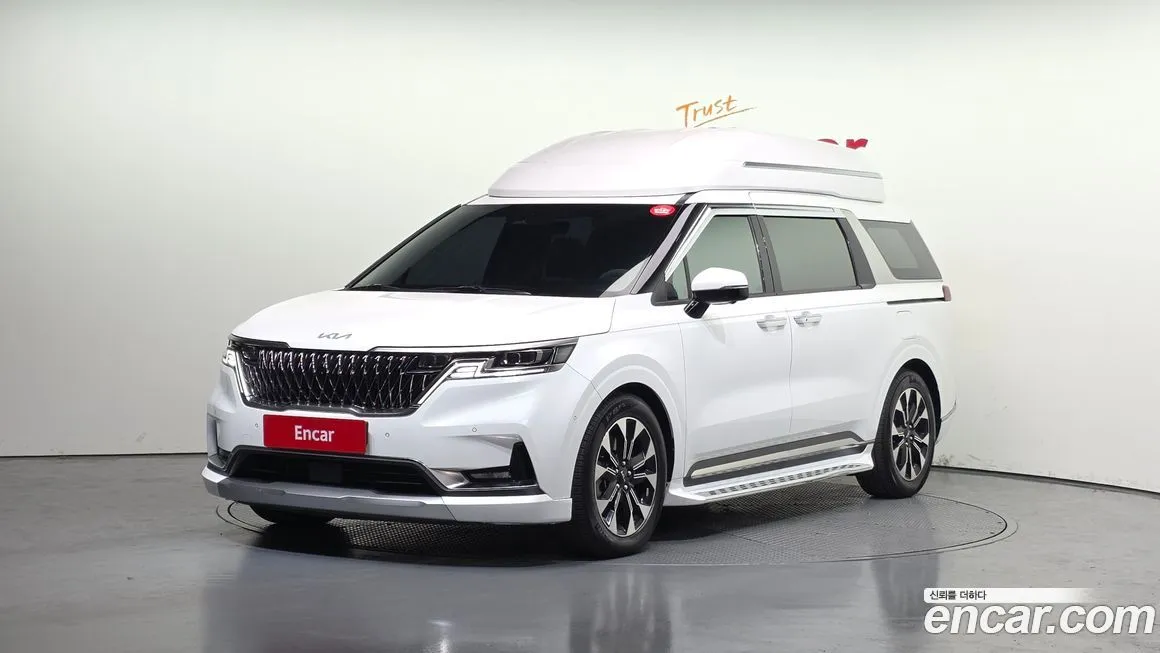 Kia Carnival — фото 1