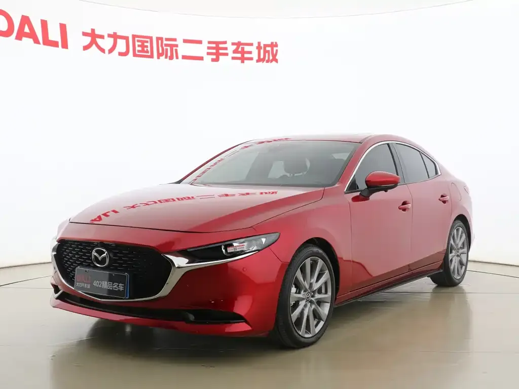 Mazda 3 Axela — фото 1