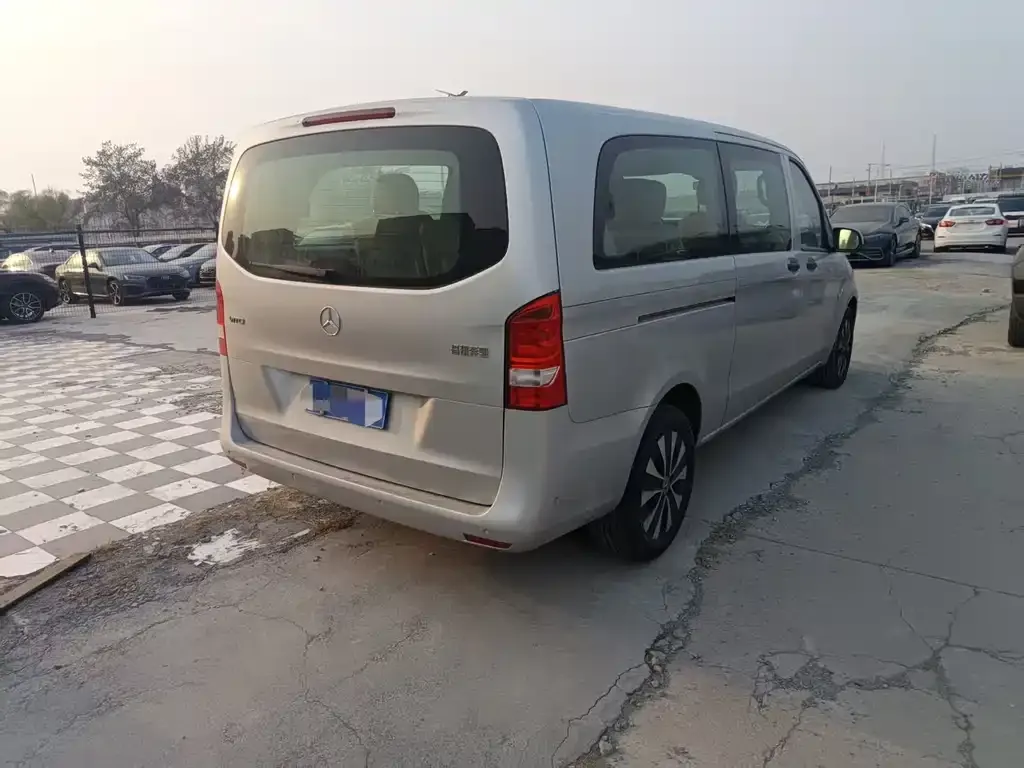 Mercedes-Benz Vito — фото 8