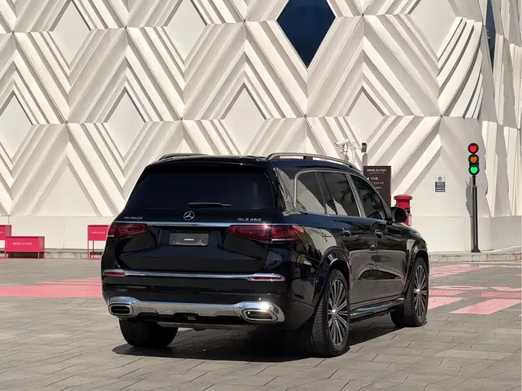 Mercedes-Benz GLS — фото 7