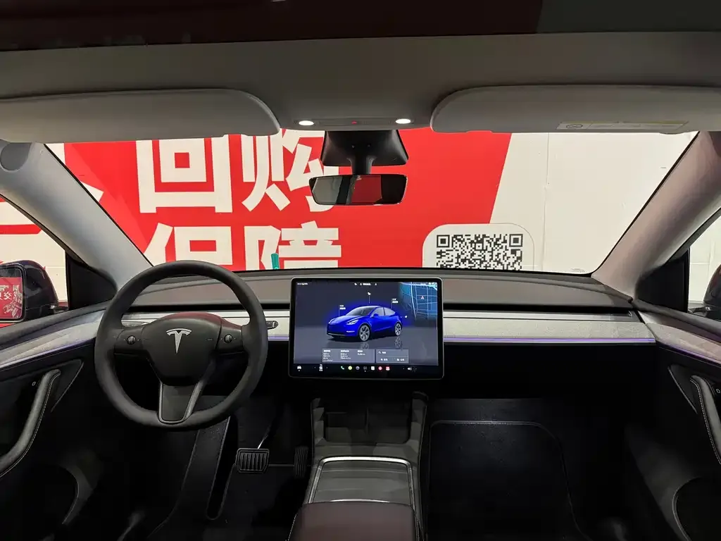 Tesla Model Y — фото 8