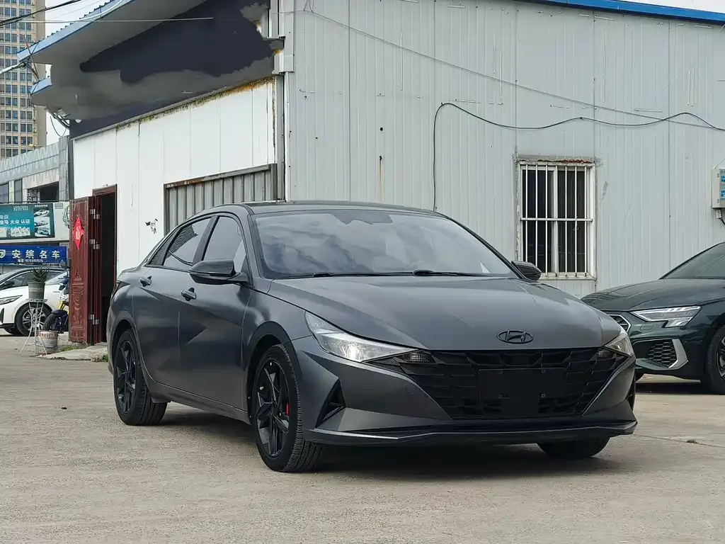 Hyundai Elantra — фото 7