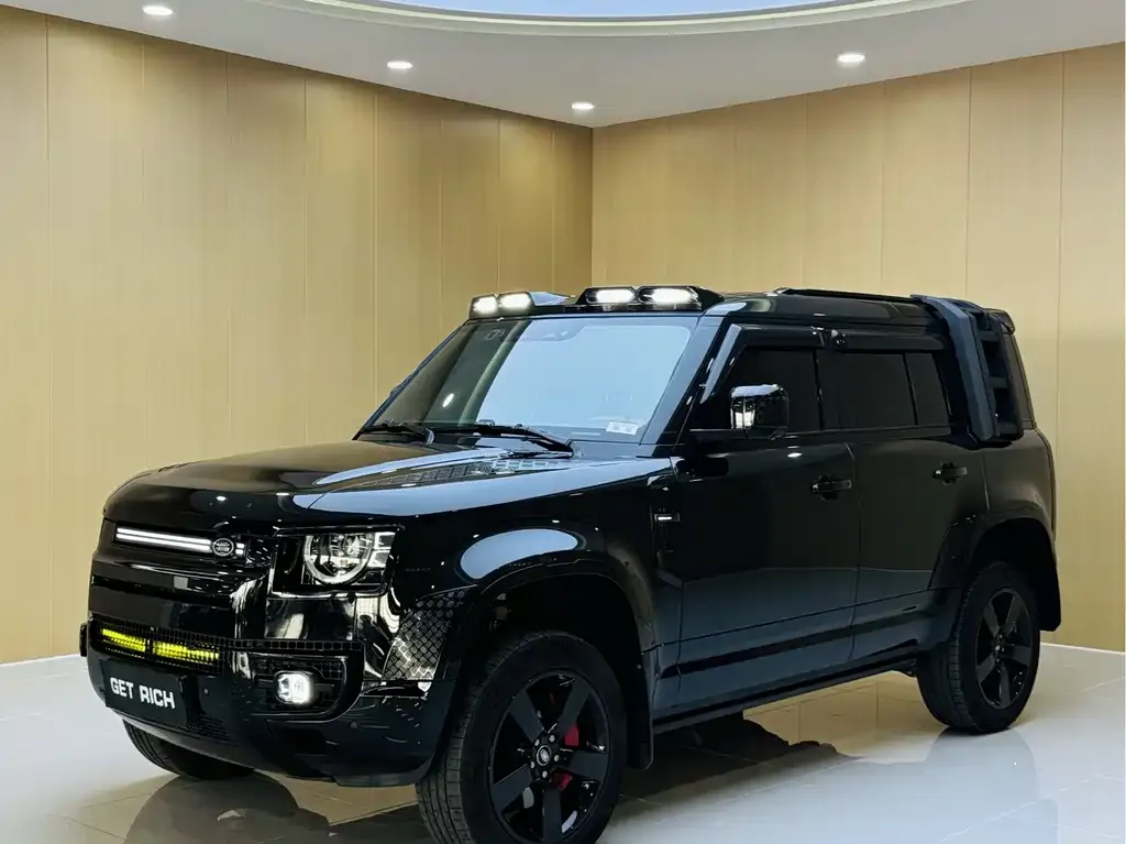 Land Rover Defender — фото 1