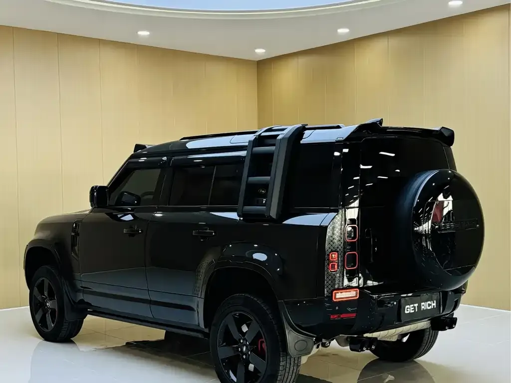 Land Rover Defender — фото 9