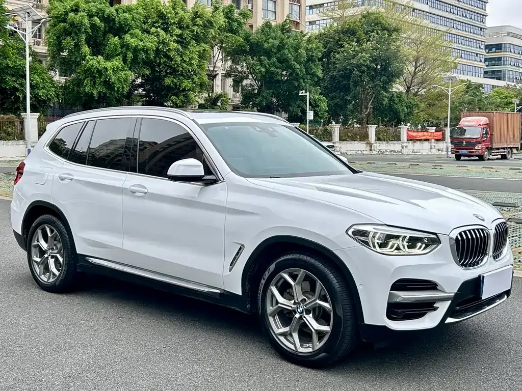 BMW X3 — фото 4