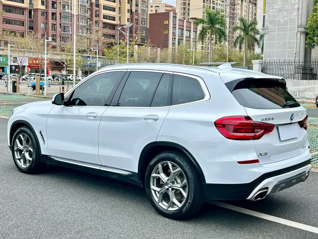 BMW X3 — фото 3