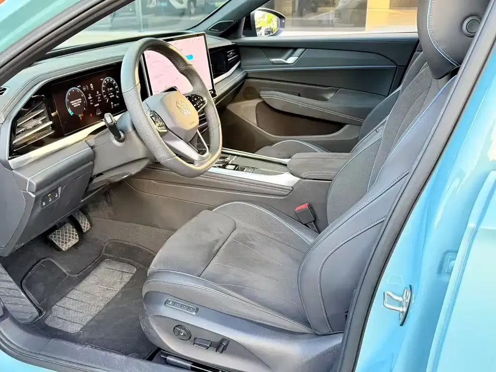 Volkswagen Passat — фото 4