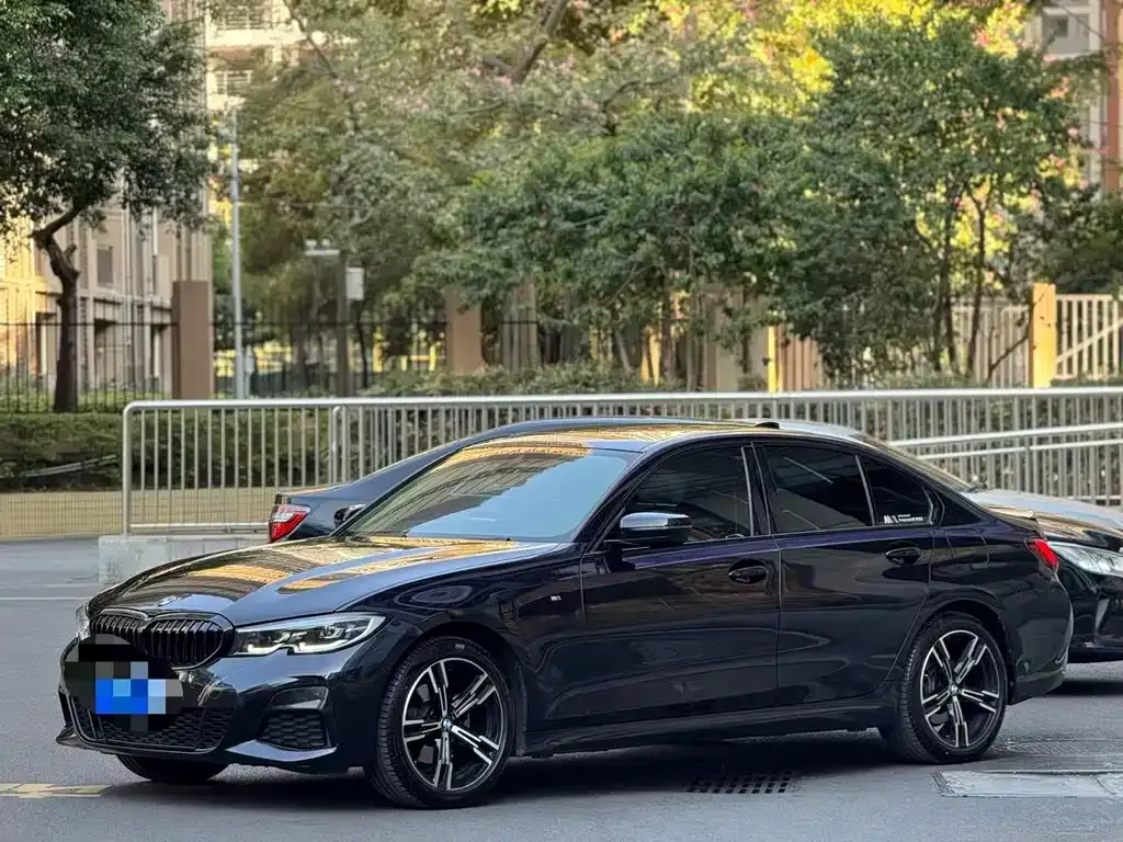 BMW 3 Series — фото 1