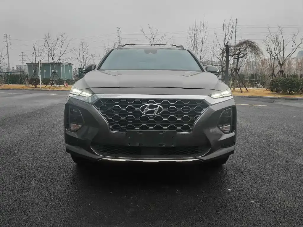 Hyundai Santa Fe — фото 4