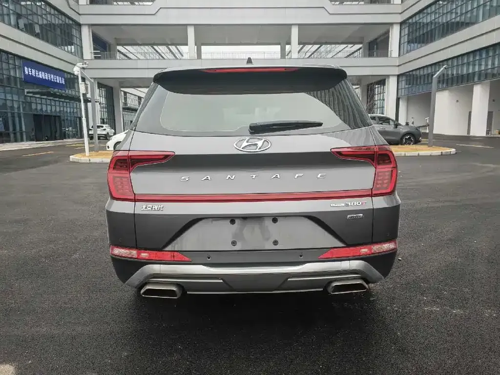 Hyundai Santa Fe — фото 3