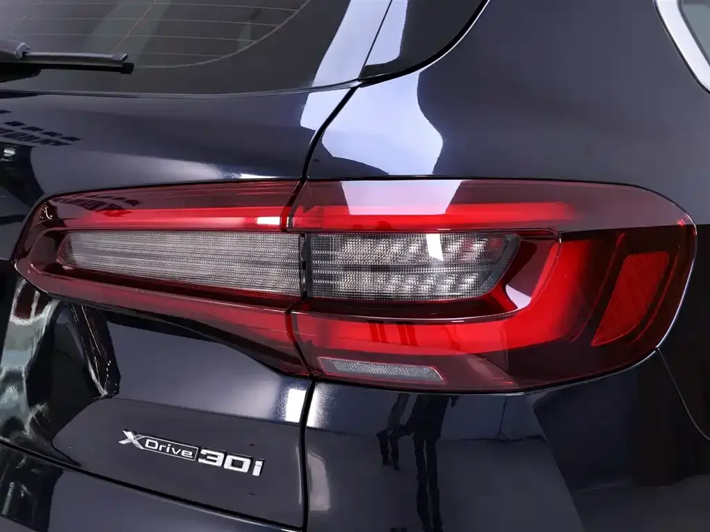 BMW X5 (Import) — фото 6