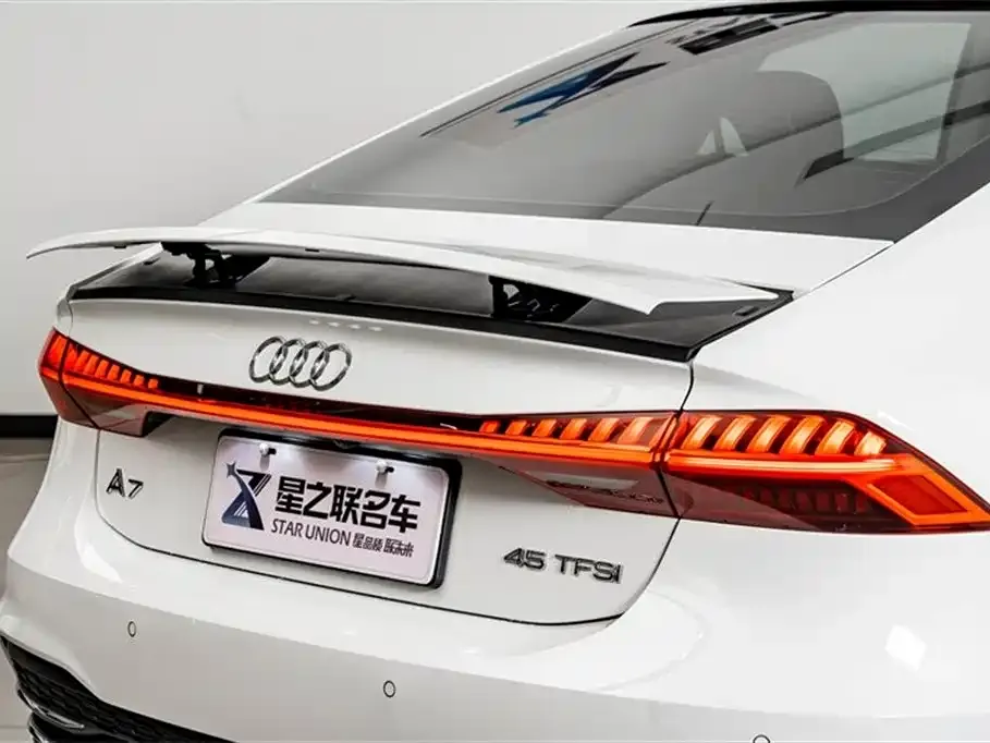 Audi A7 — фото 10