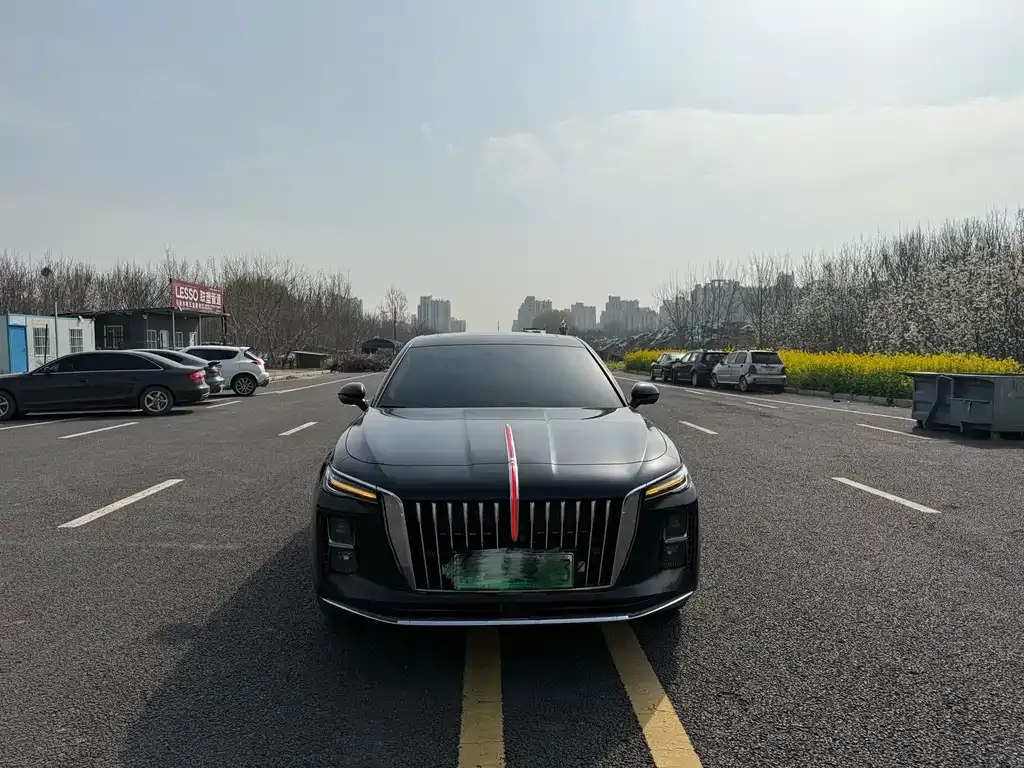 Hongqi H5 PHEV — фото 2