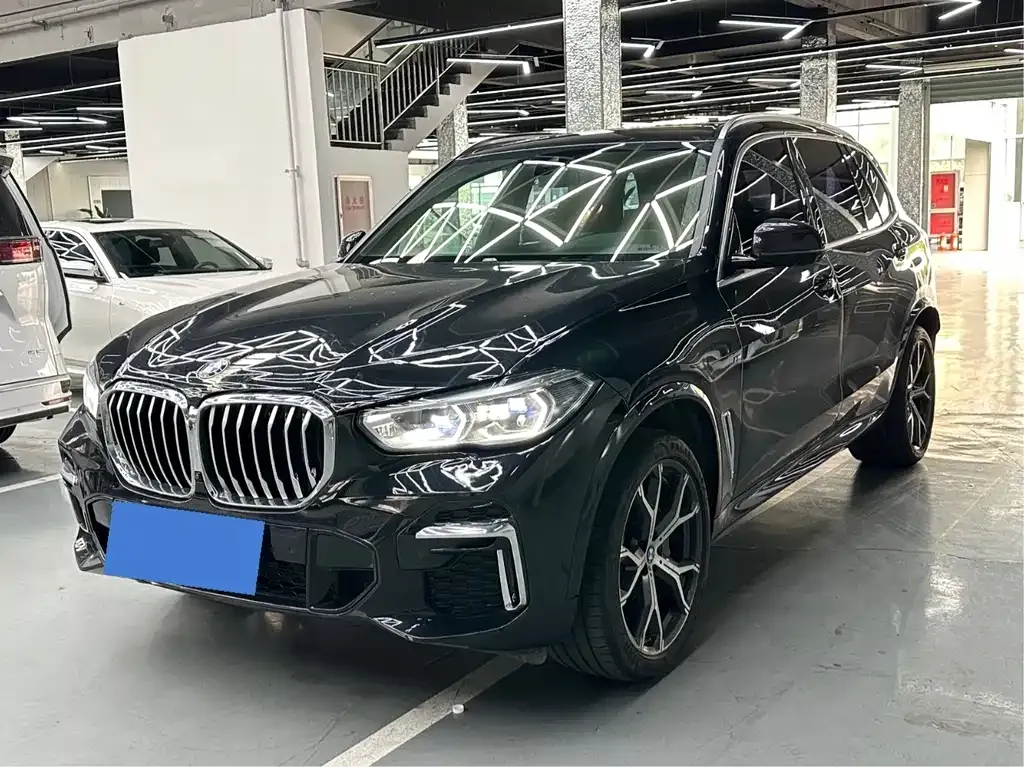 BMW X5 — фото 1
