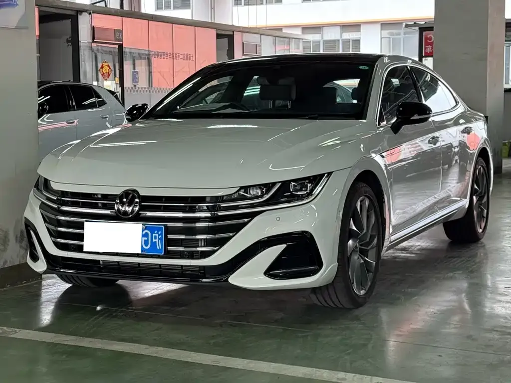 Volkswagen CC — фото 1
